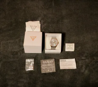 Reloj Guess Comet GW0218G1