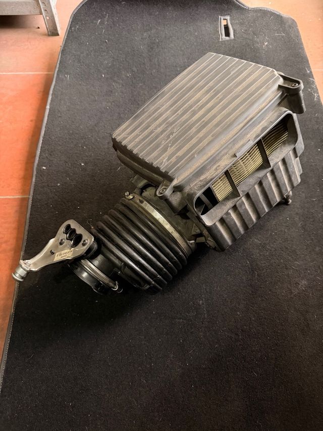 Caja Filtro Aire Mercedes A45 AMG Original