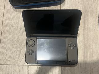 Nintendo 3DS XL Blu + Caricatore e Giochi