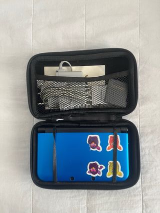 Nintendo 3DS XL Blu + Caricatore e Giochi