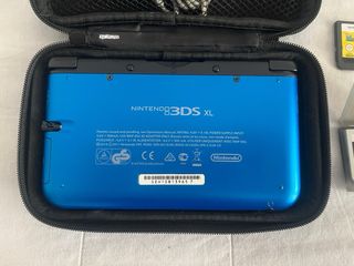 Nintendo 3DS XL Blu + Caricatore e Giochi