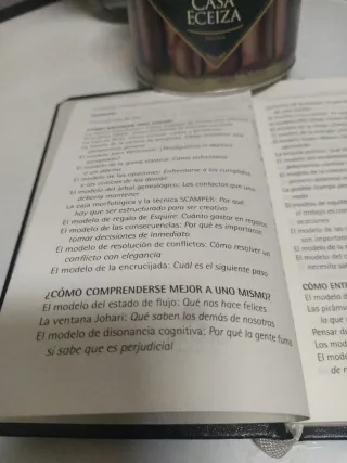 El pequeño libro de las grandes decisiones: 50 ...