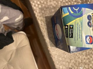 Pokemon GO Dragonite VSTAR Premier Deck Holder