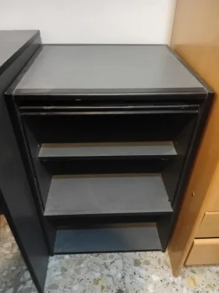Escritorio con Cajonera y Silla