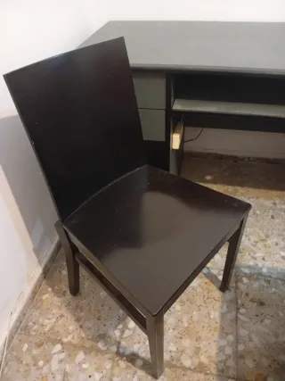 Escritorio con Cajonera y Silla