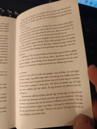 Dina färger var blå