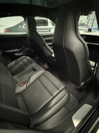 Porsche Taycan Turbo 2020