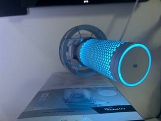 Micrófono HyperX Quadcast 2 Blanco