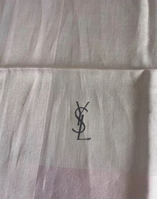 Fazzoletto rosa Yves Saint Laurent