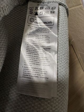 Chaqueta Esprit Tech con Capucha Gris