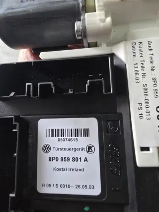 Motor elevalunas delantero Bosch 801A Audi ,3Puert