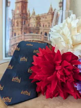 Corbata azul PORTADA FERIA DE ABRIL 2026