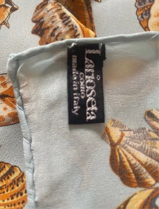 Foulard L'Officiel in seta con conchiglie