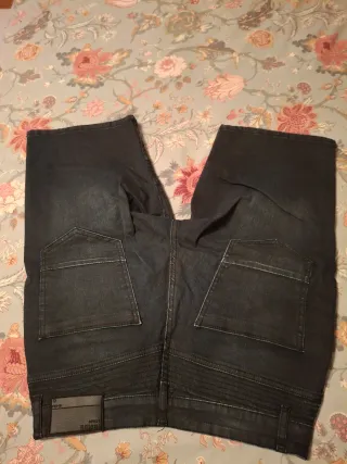 Pantalón corto negro vaquero