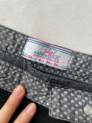 Falda negra Bershka vintage