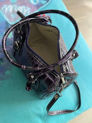 Borsa bauletto finta pelle coccodrillo viola
