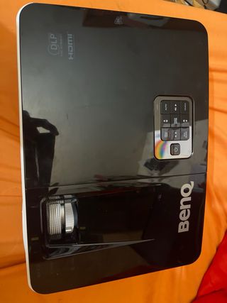 Proyector BenQ Negro y Blanco