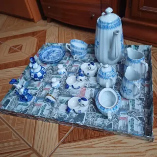 VARIAS PIEZAS DE PORCELA