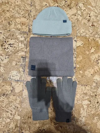 Conjunto Invierno: Gorro, Bufanda y Guantes