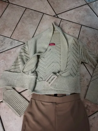 Completo donna beige e oro