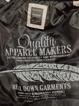 Chaqueta acolchada, impecable. plumas/ plumón