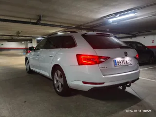 Skoda Superb Combi DSG 2017