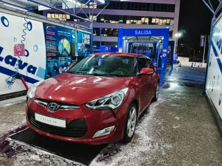 Hyundai Veloster 2011