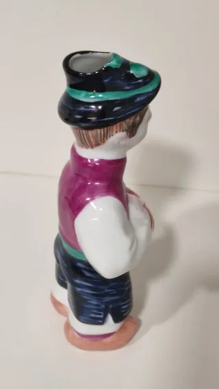 Figura de ceramica Castro Sargadelos, Concheiro.