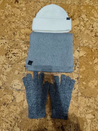 Conjunto Invierno: Gorro, Bufanda y Guantes