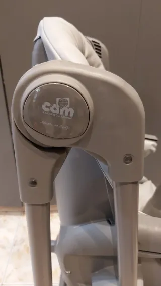 Trona bebé regulable altura e inclinación