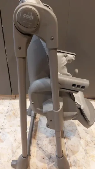 Trona bebé regulable altura e inclinación