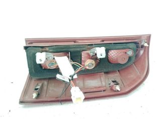 Piloto trasero izquierdo nissan patrol gr 20999674