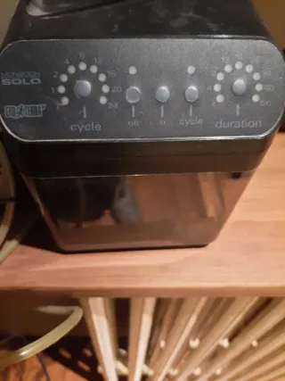 2 terrrarios , riego automatico y termostato