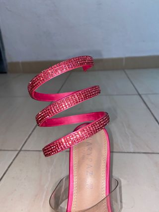 Zapatos tacón MARYPAZ fucsia pedrería