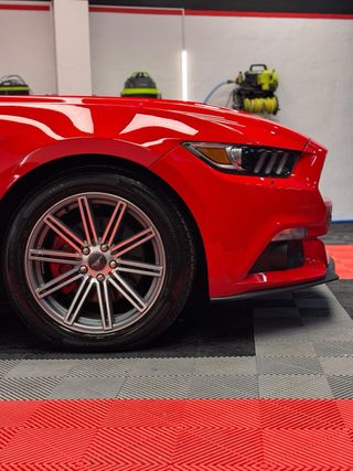 Ford Mustang Special 3.7L V6