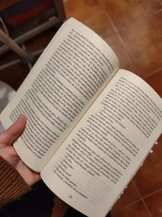 Se prohíbe mantener afectos desmedidos en la pu...