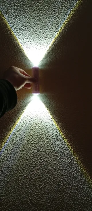 Luz LED con Sensor de Movimiento