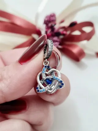 Charm Cuore Nodo Celtico Blu in argento S925