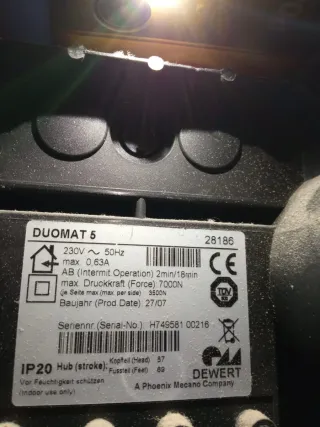 Cama articulada prácticamente nueva