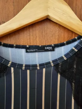 Camiseta Zara rayas encaje