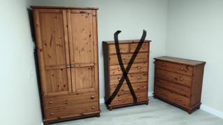 Armario 2 puertas y sinfonier madera