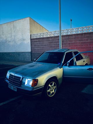 Mercedes-Benz Clase E 1993