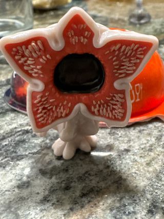 Demogorgon Stranger Things Kinder