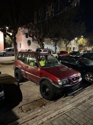 Nissan Terrano II 2001