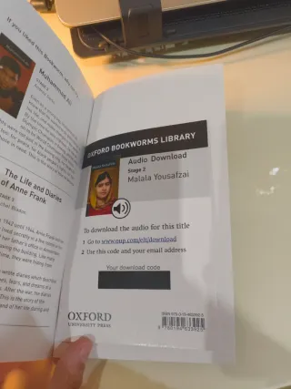 Libro Factfiles Malala Yousafzai