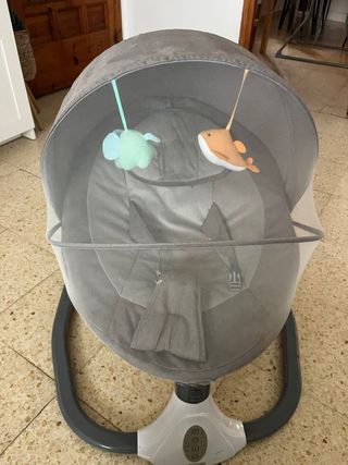 Dolce culla per neonati grigia