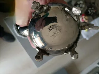 Tetera Antigua Plateada Mounti