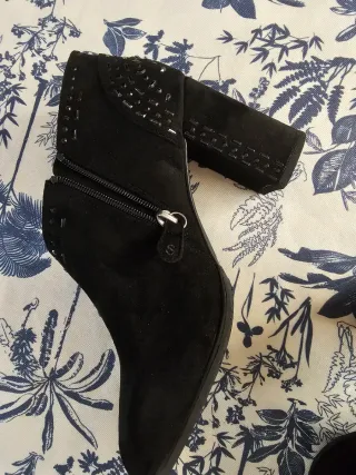 Botín tacón Desigual negro