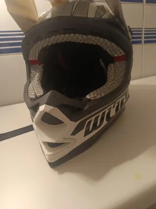 Casco Motocross Wulfsport (niño)