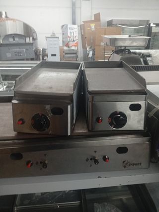 Plancha de hierro tlf 666218948